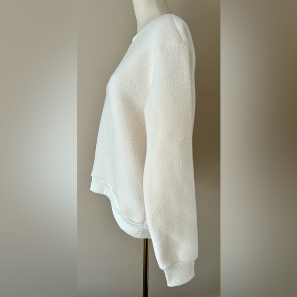 tentree Tops - NWOT Tentree Sherpa 100 % Recycled Polyester Sweater